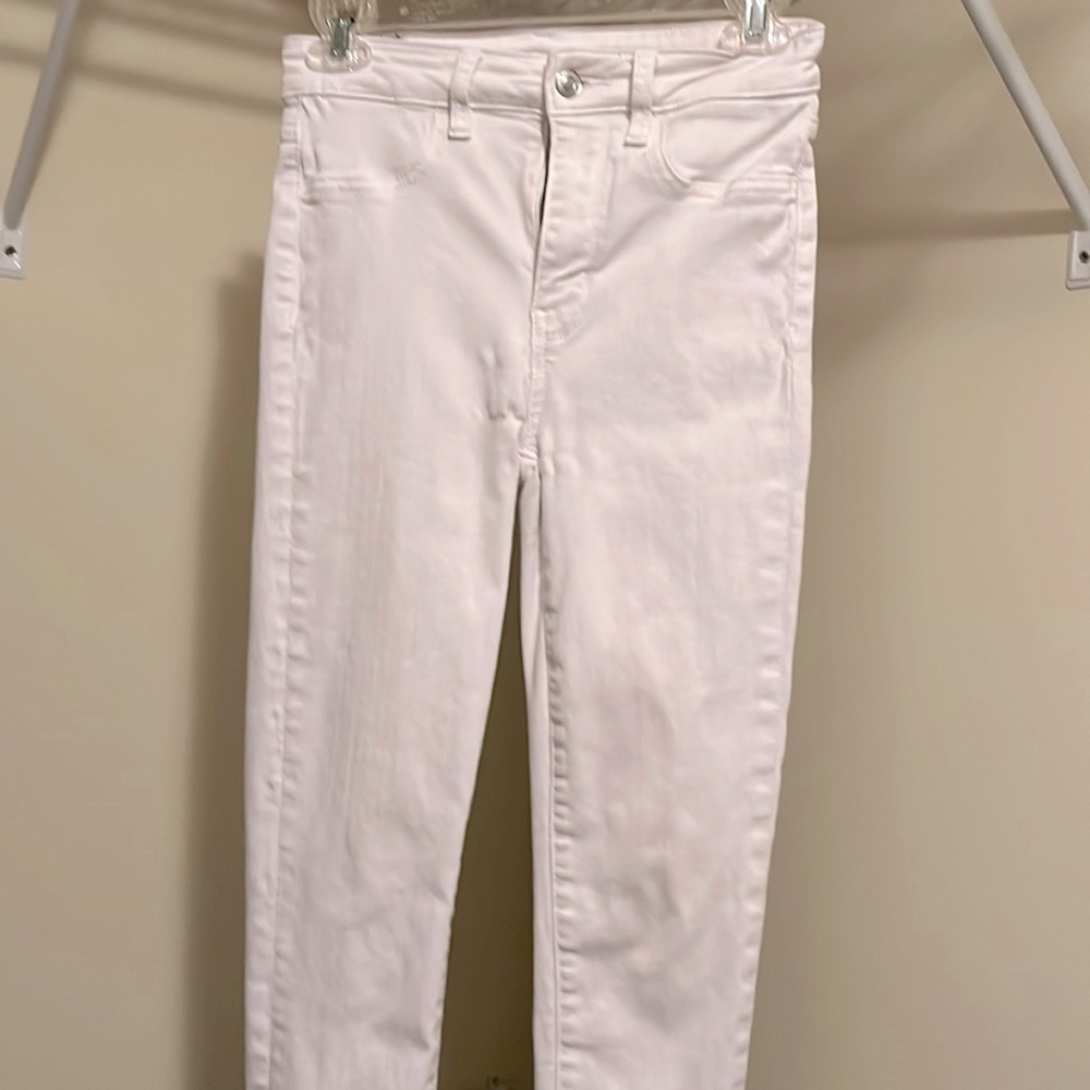 AE white skinny jeans (jeggings) size 0 REG